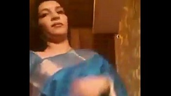 aunty blouse removing video