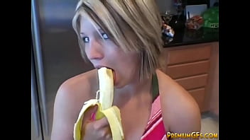 banana puffy tits