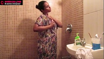 asian table shower video