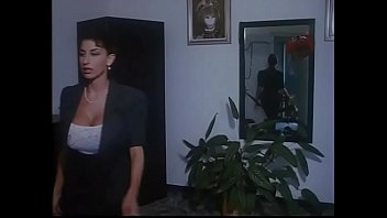 hollywood sexy movie dubbing hindi