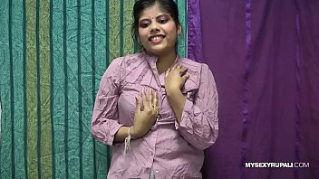 indian boobs show