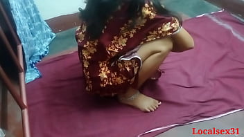 indian woman removing saree