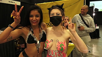 hustler exxxotica 2