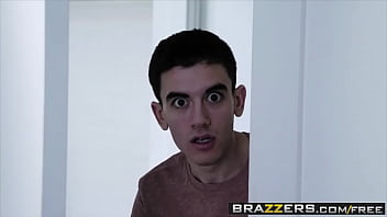 enano con pene grande