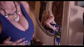 kelly brook nude scene