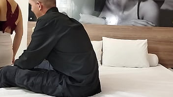 hidden cam toilet pissing