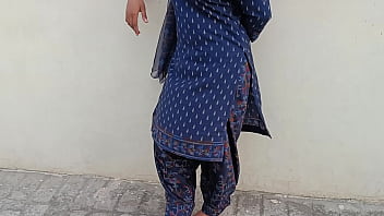 desi village girl bathing