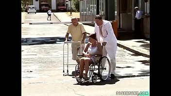 granny teen pissing