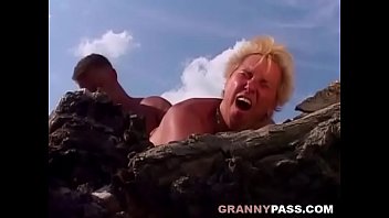 anal pounding a pro milf and an amateur