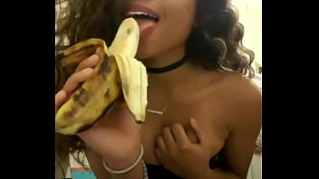 mona sen sex video