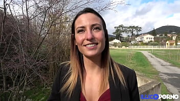 bisexual threesome videos