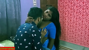 aunty removing saree videos