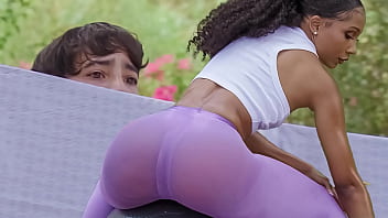 lesbian leggings porn